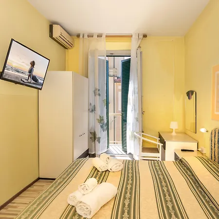 Stella Del Mare Hotel 2*