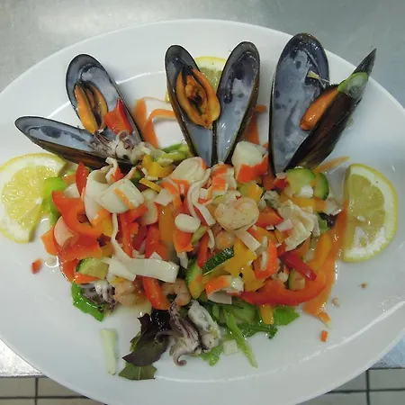 Готель Stella Del Mare В'яреджо